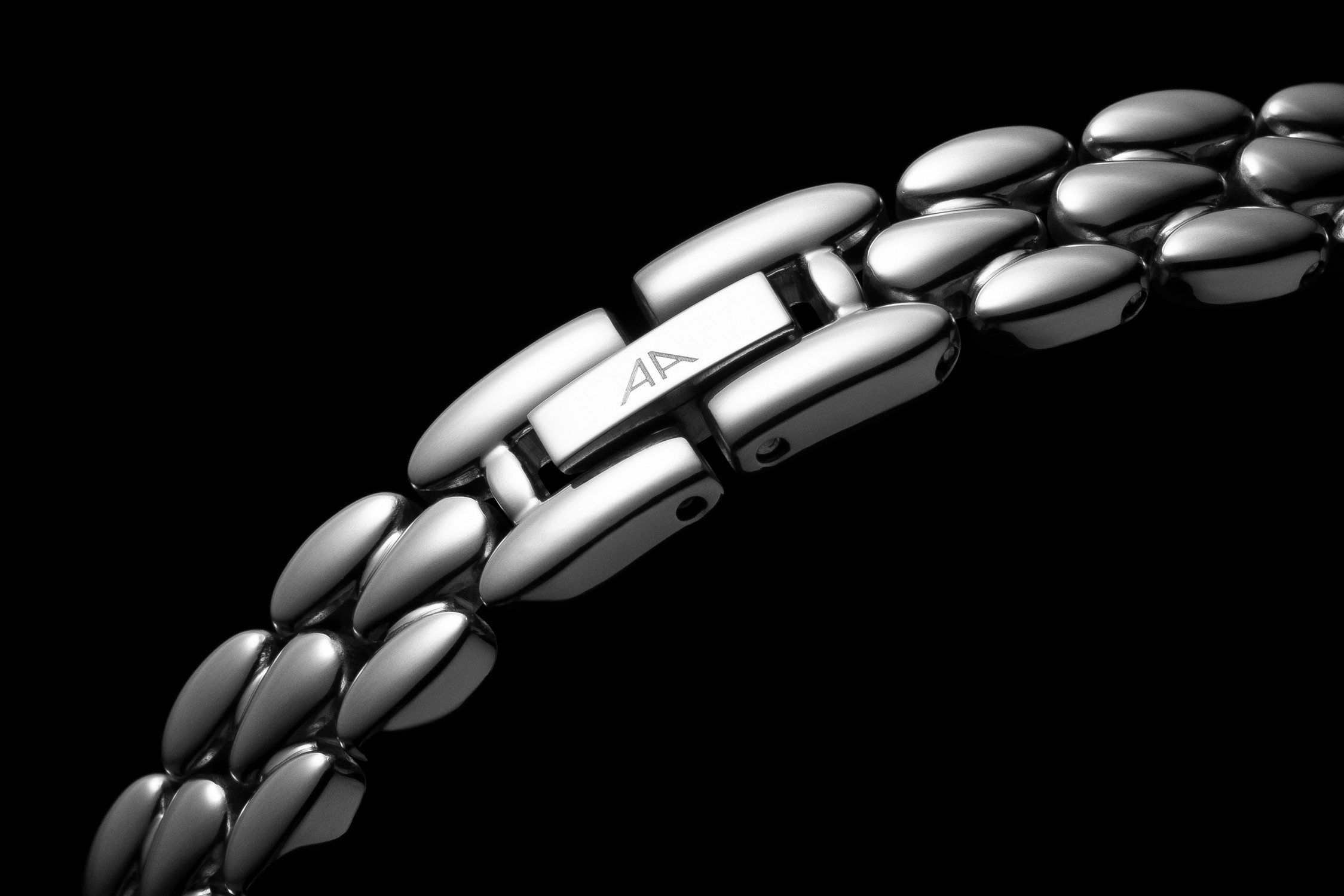 APPELLA   швейцарские часы, кварцевый механизм, сталь, 21 х 31 мм