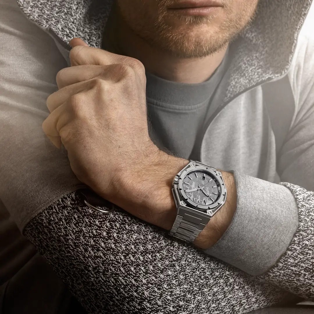 Часы Bomberg  B7742ASS.07-2.12, Коллекция: Edge