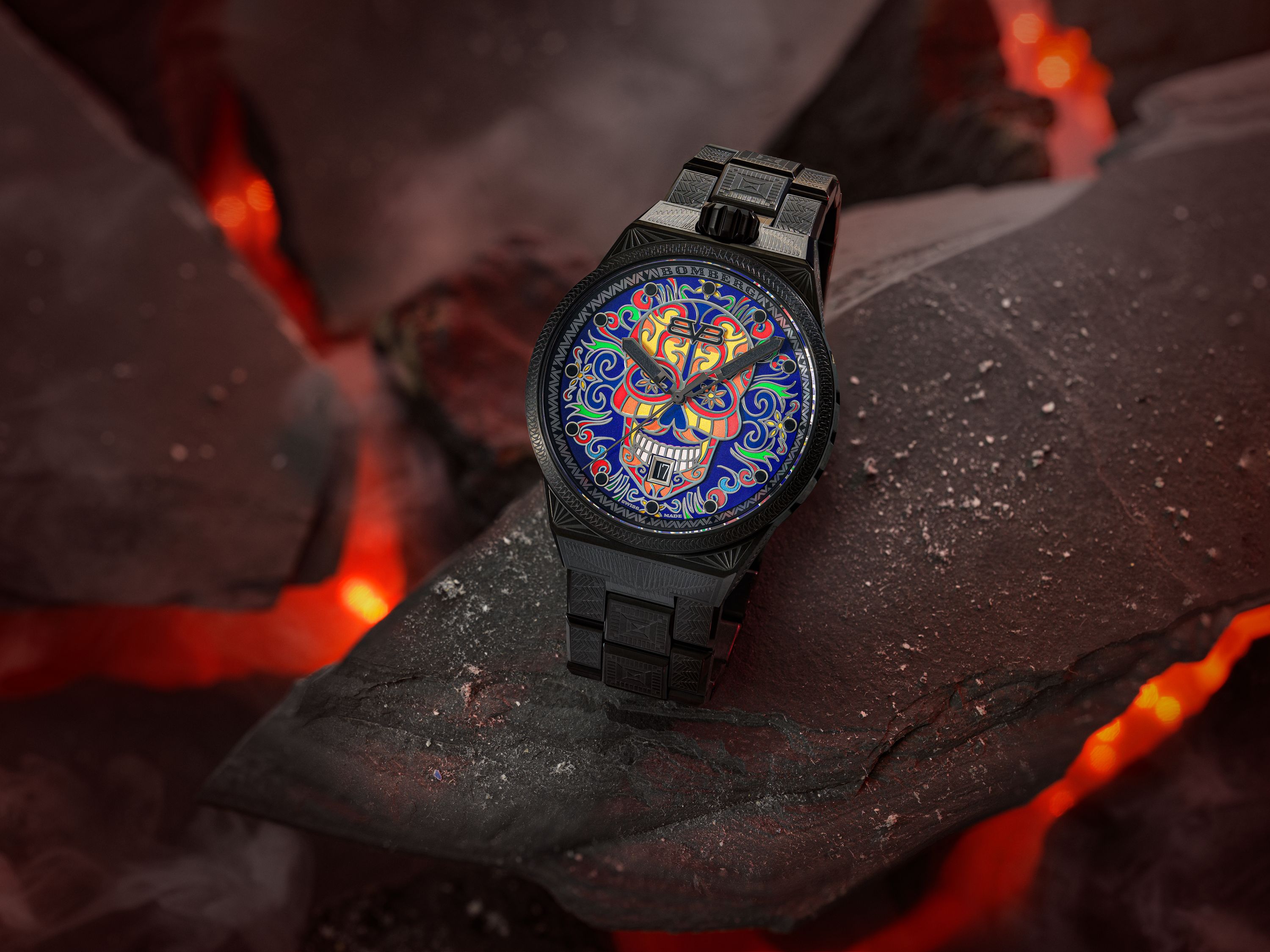 BOMBERG  Мужские швейцарские часы, кварцевый механизм, сталь с покрытием, 43мм