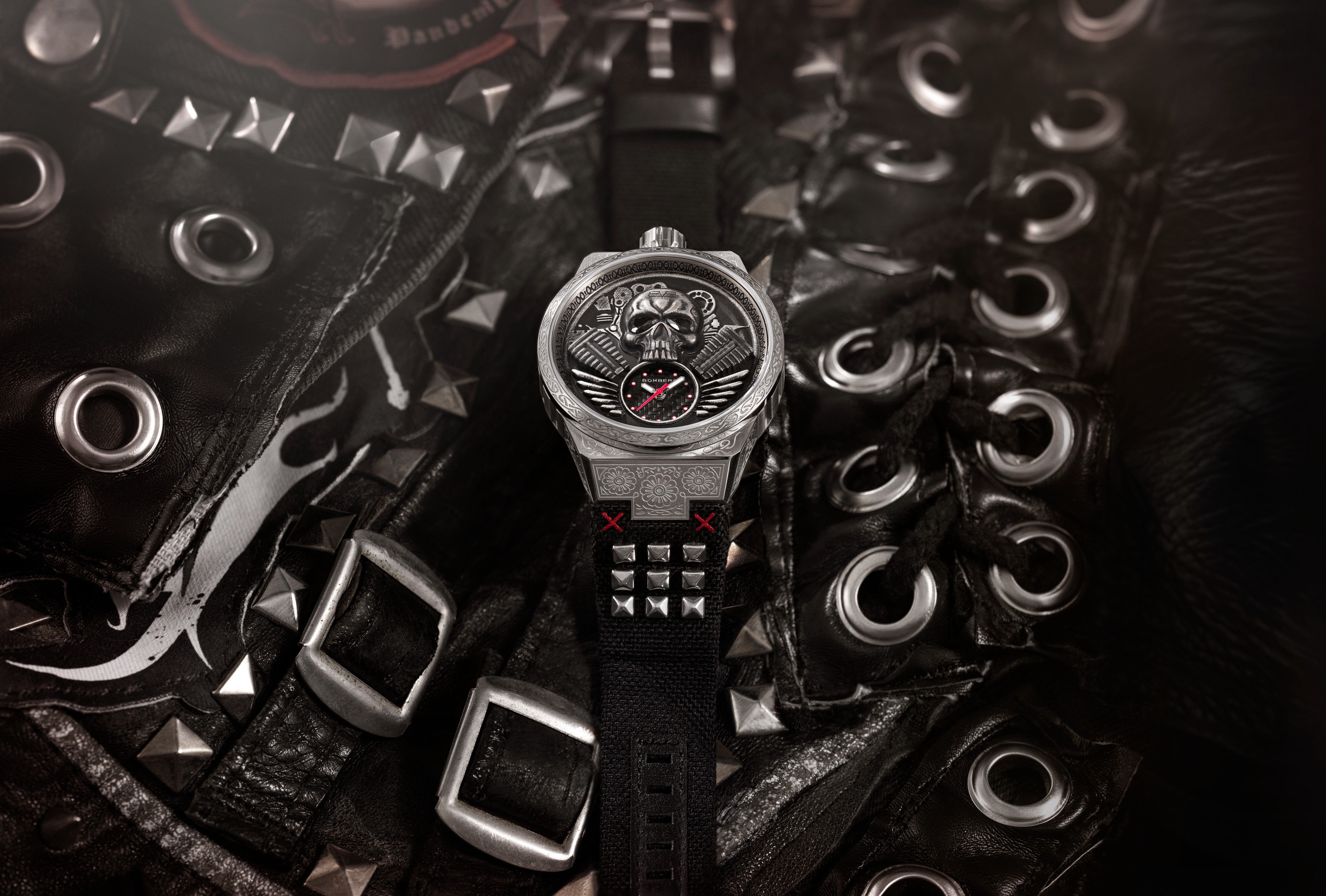 Часы BOMBERG  BF43H3SS.15-1.12, Водонепроницаемость: 50 м