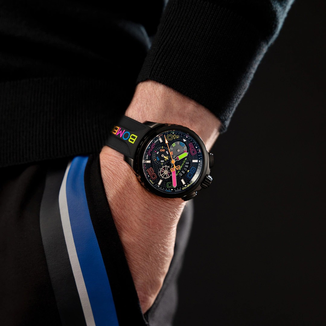 Bomberg  Мужские швейцарские часы, кварцевый механизм, сталь с покрытием, 45мм