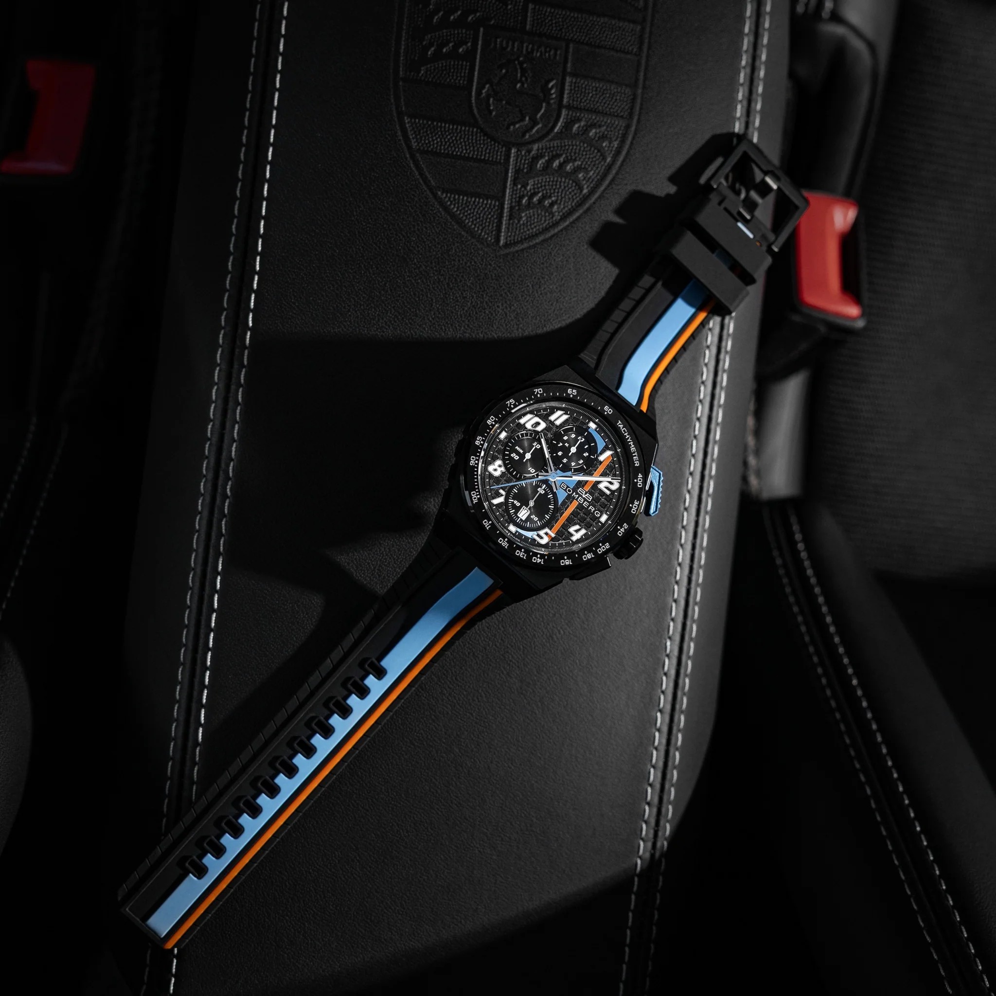 BOMBERG  Мужские швейцарские часы, кварцевый механизм, сталь с покрытием, 42мм