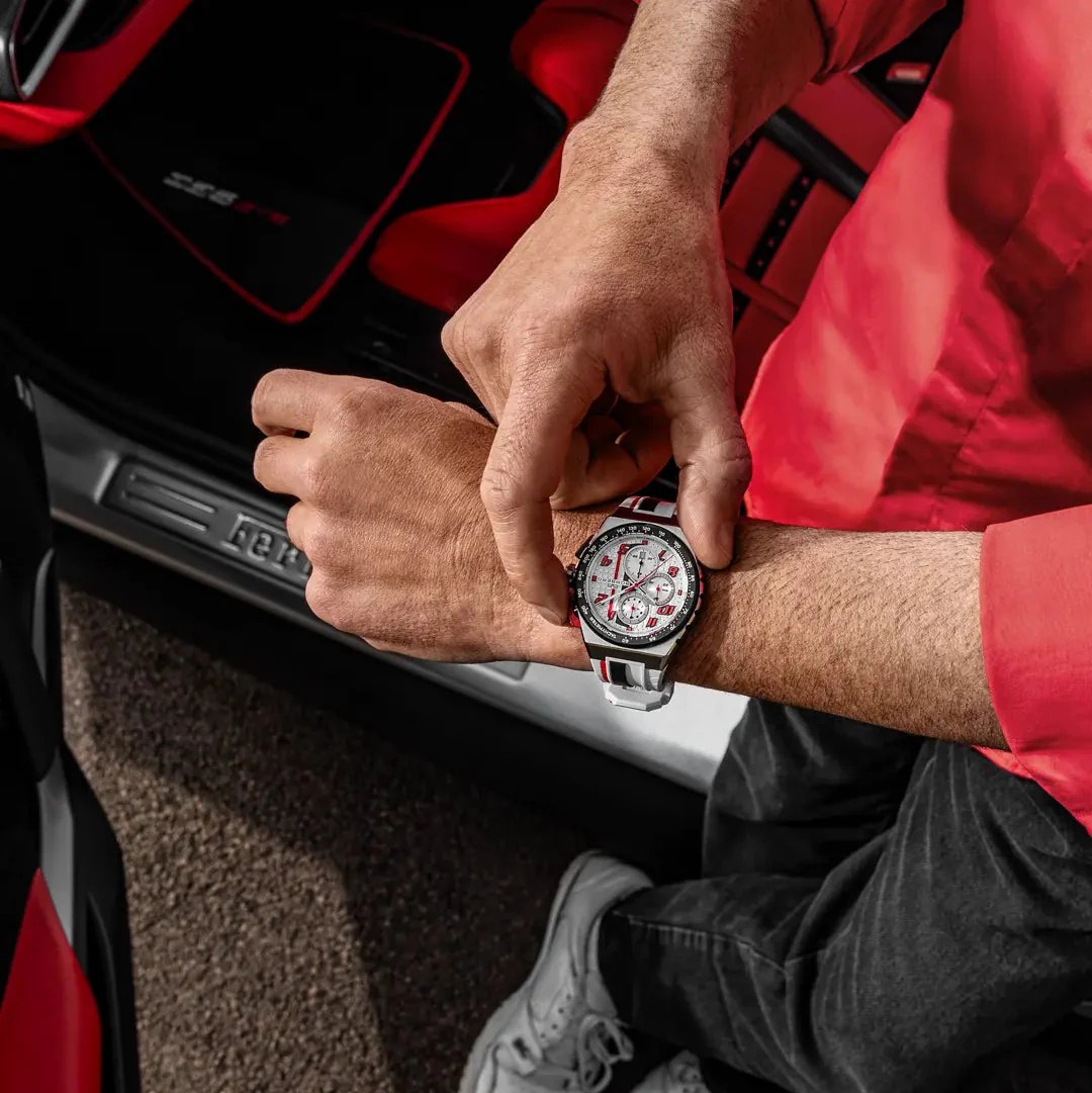 BOMBERG  Мужские швейцарские часы, кварцевый механизм, сталь, 42мм