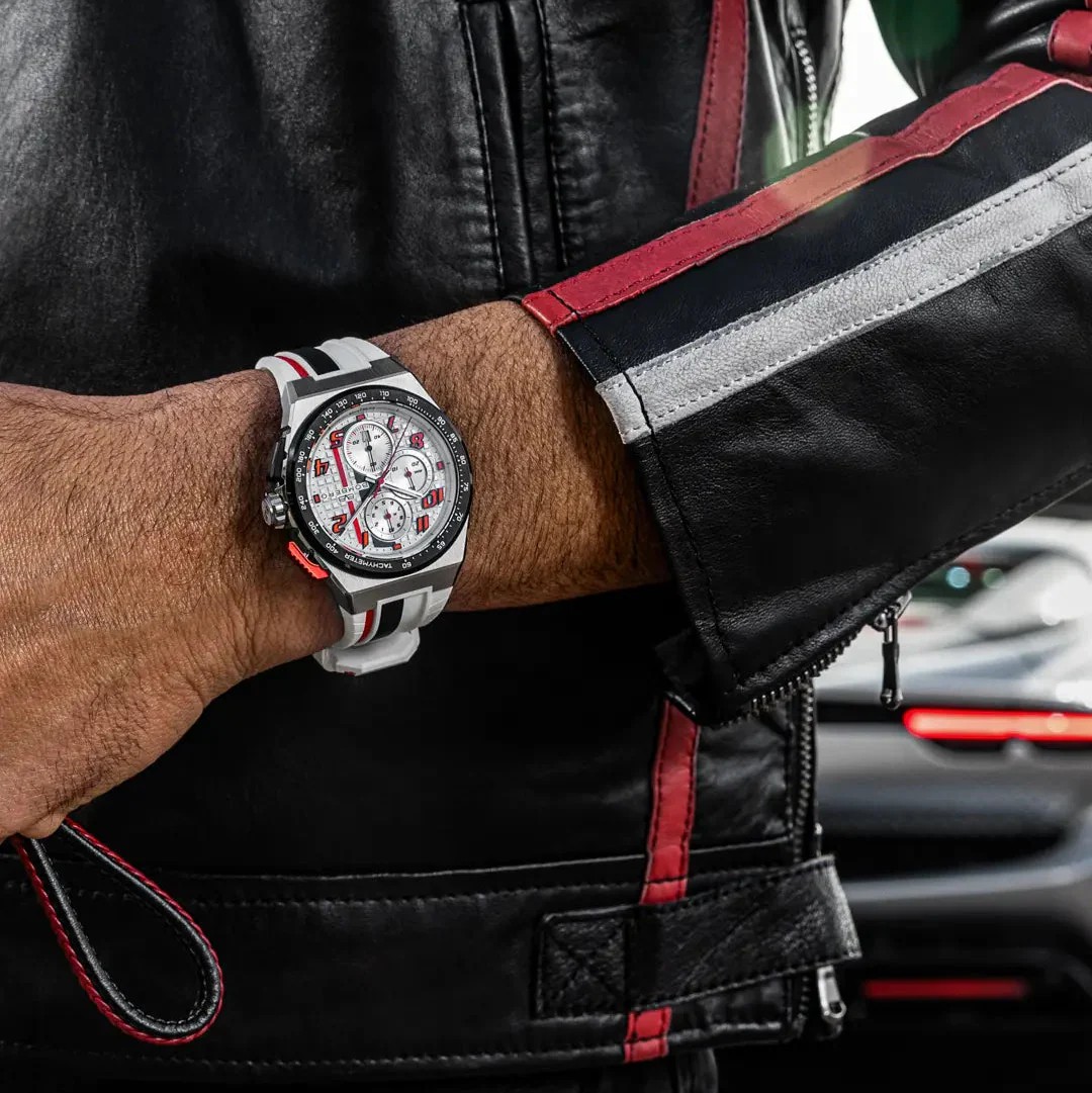 BOMBERG  Мужские швейцарские часы, кварцевый механизм, сталь, 42мм