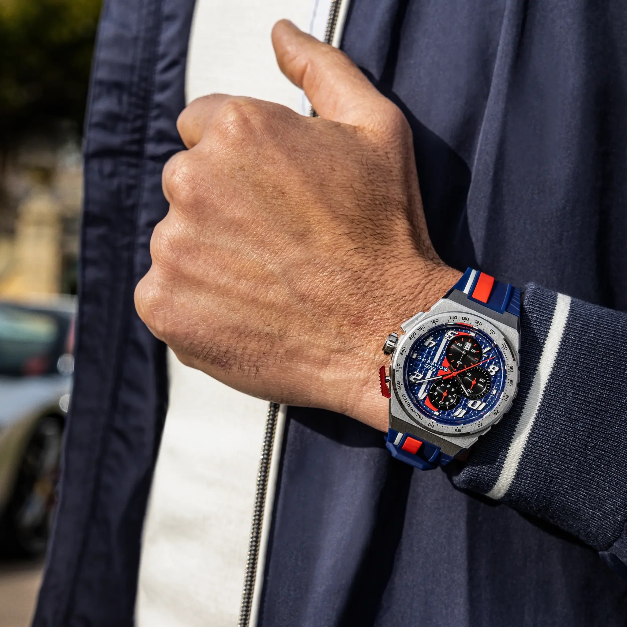 BOMBERG  Мужские швейцарские часы, кварцевый механизм, сталь, 42мм