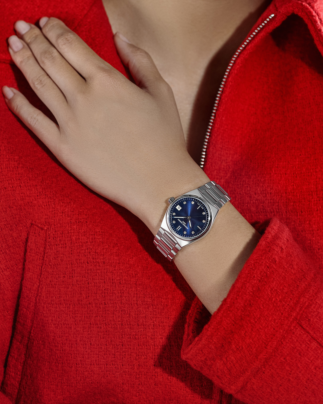 FREDERIQUE CONSTANT  Женские швейцарские часы с кварцевым механизмом, 31 мм. 
Стальной браслет, дополнительный ремешок из каучука