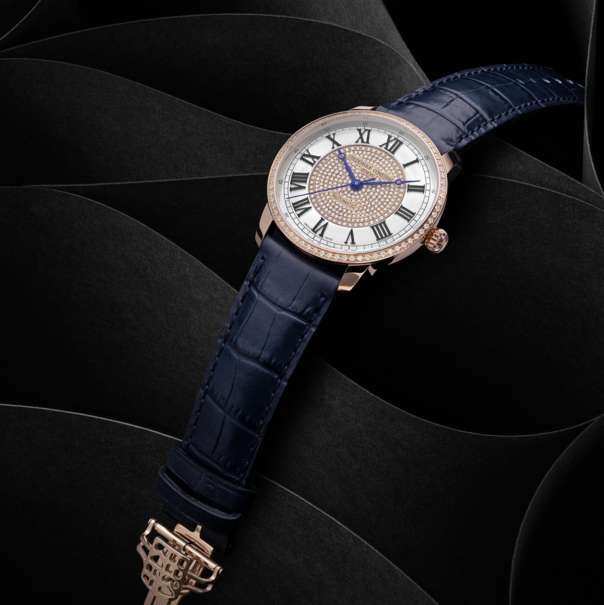 FREDERIQUE CONSTANT  Женские швейцарские часы с автоматическим механизмом, вставками из бриллиантов, 38,5 мм
Синий ремешок из натуральной кожи. Лимитированная серия.