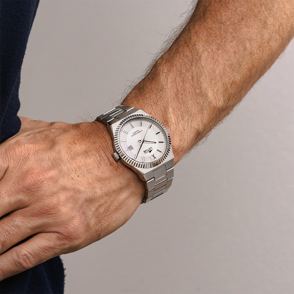 LOTUS  Мужские часы, кварцевый механизм, сталь, 40 мм