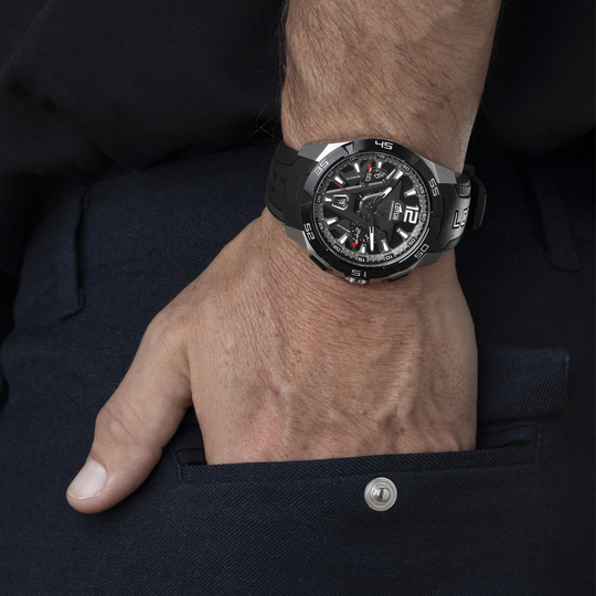 LOTUS  Мужские часы, кварцевый механизм, сталь, 45,3 мм