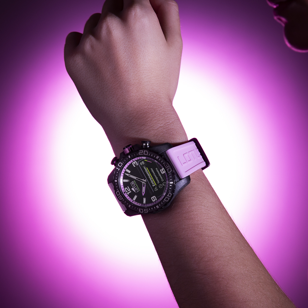 LOTUS   часы, гибридный механизм, карбон, 45 мм