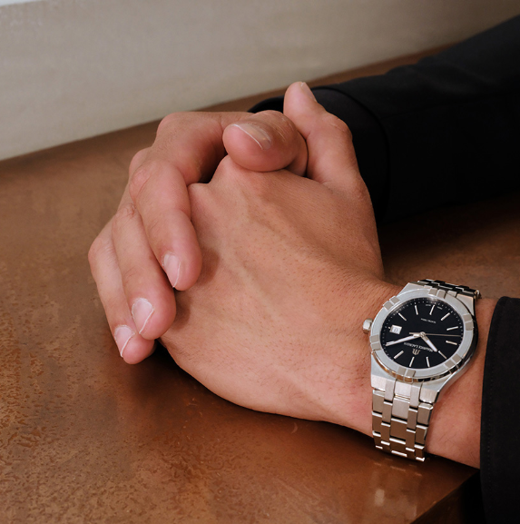 MAURICE LACROIX  Унисекс швейцарские часы AI GENTS-3-HANDS с кварцевым механизмом. 40 мм. Стальной браслет