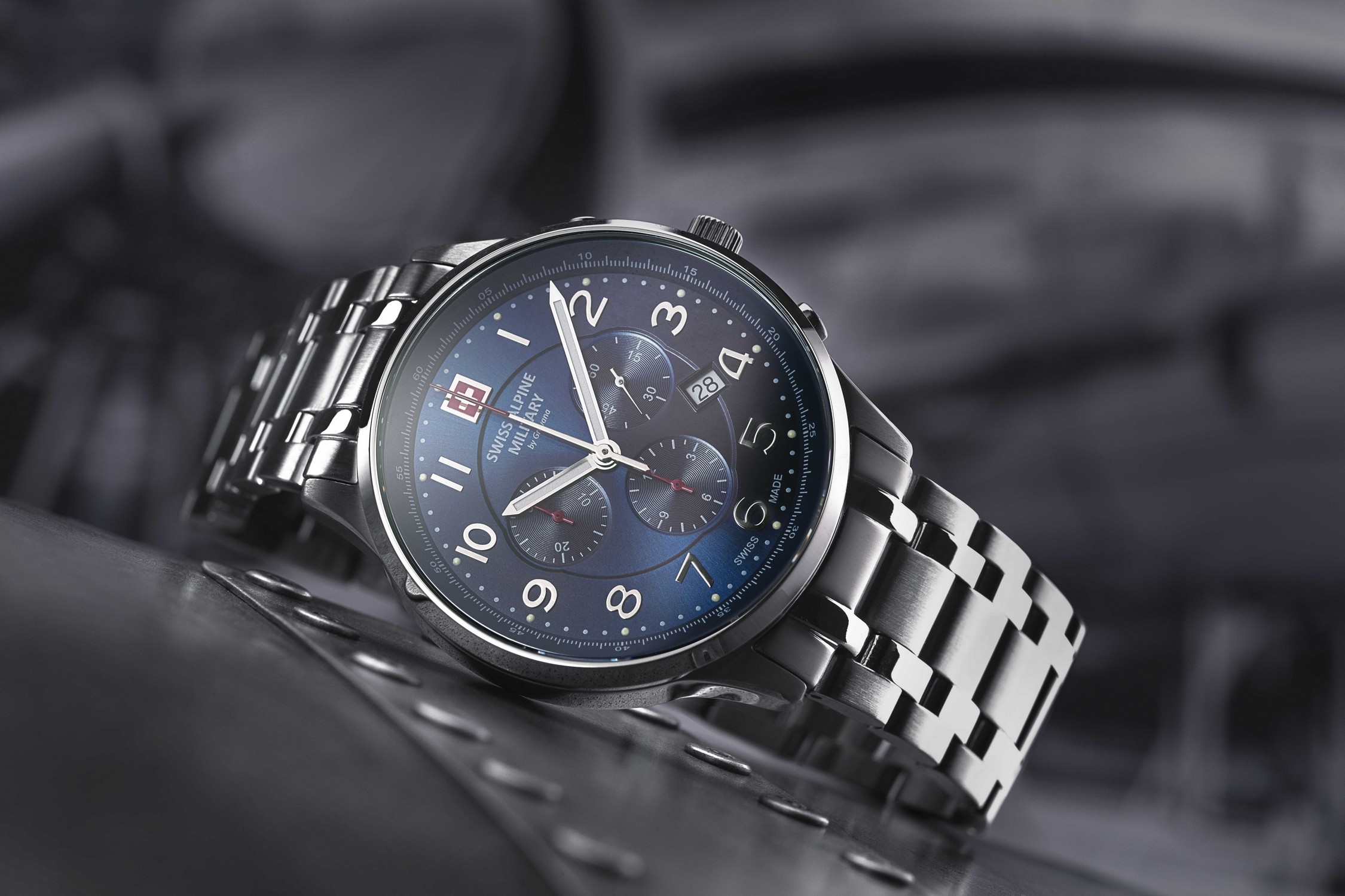SWISS ALPINE MILITARY  Мужские швейцарские часы, кварцевый механизм, сталь, 43 мм