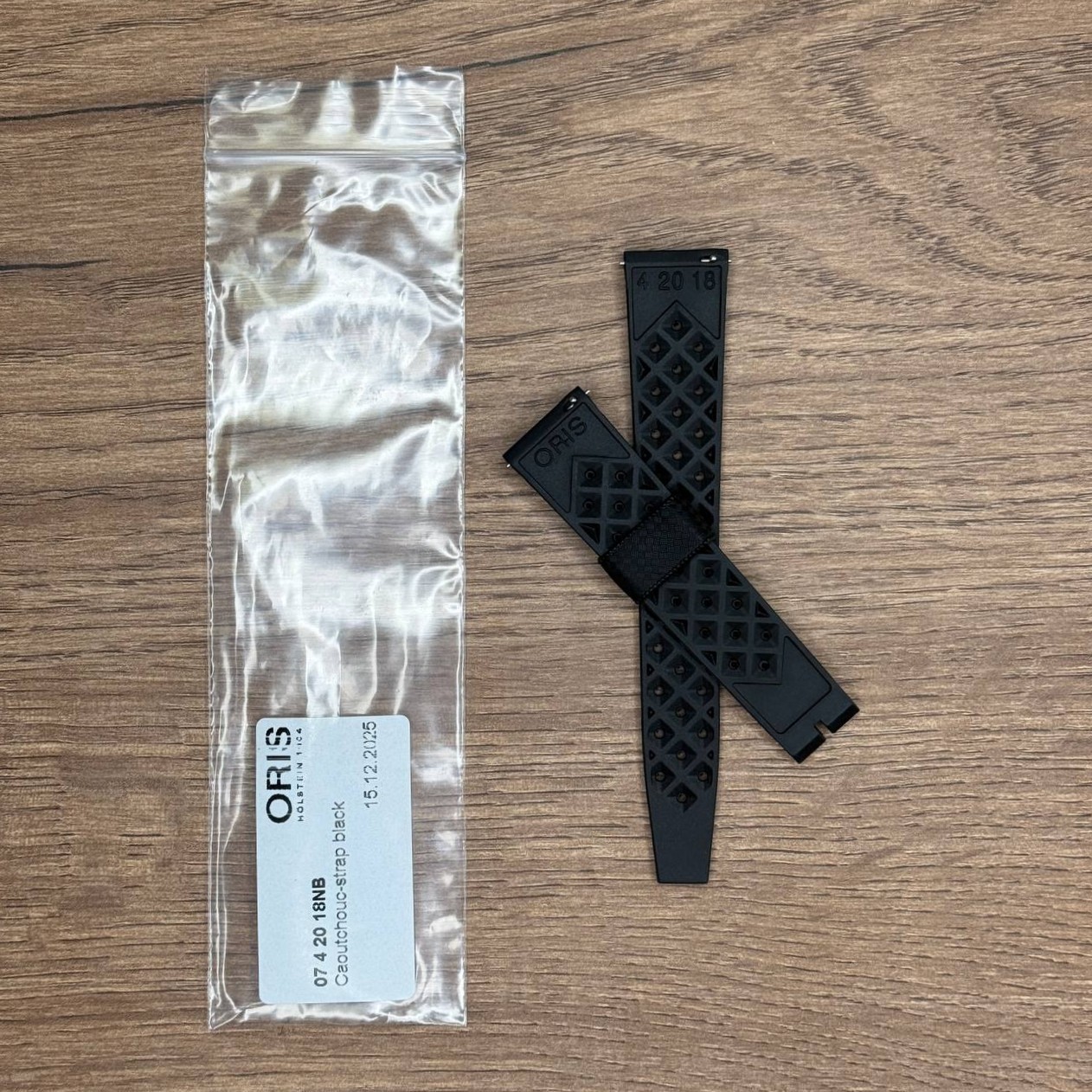 Ремешок для часов ORIS, каучук черный, без пряжки 