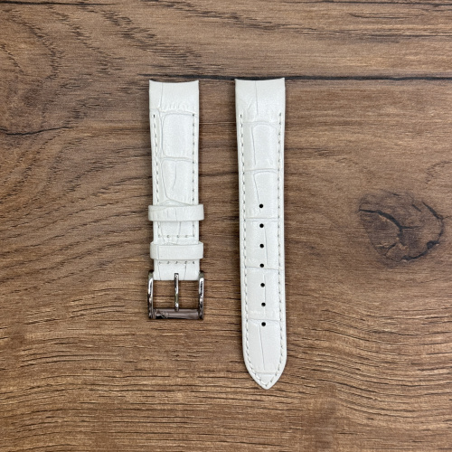 Ремешок для часов Candino из натуральной кожи, белый, для C4684/1 Кожаные ремешки - стильные, надёжные и долговечные, способные составить достойную пару часам со стальным корпусом или часам из титана. Аксессуары из кожи не рекомендуется использовать в воде. У нас присутствуют только высококачественные материалы и оригинальный товар от производителя.