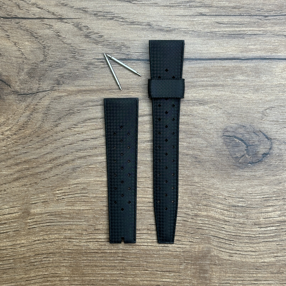 Ремешок для часов Oris из каучука, черный, без застежки Каучуковые ремешки идеально подходят для активного образа жизни. Они легче и теплее металлических браслетов, а ощущаются на руке как вторая кожа. Большое преимущество каучука в том, что он не боится воды. 
У нас присутствуют только высококачественные материалы и оригинальный товар от производителя. 

