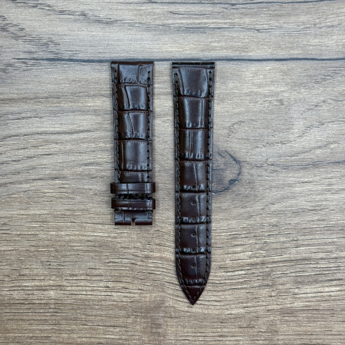 Ремешок для часов Frederique Constant из кожи теленка, темно-коричневый, 20 мм Кожаные ремешки - стильные, надёжные и долговечные, способные составить достойную пару часам со стальным корпусом или часам из титана.
Аксессуары из кожи не рекомендуется использовать в воде.
У нас присутствуют только высококачественные материалы и оригинальный товар от производителя. 
