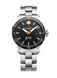 BAUME&MERCIER CLIFTON Швейцарские мужские автоматические часы, стальные, светящиеся стрелки и индексы с покрытием суперлюминова, с сапфировым стеклом и водозащитой 100 м - идеальны в качестве подарка и аксессуара на каждый день.