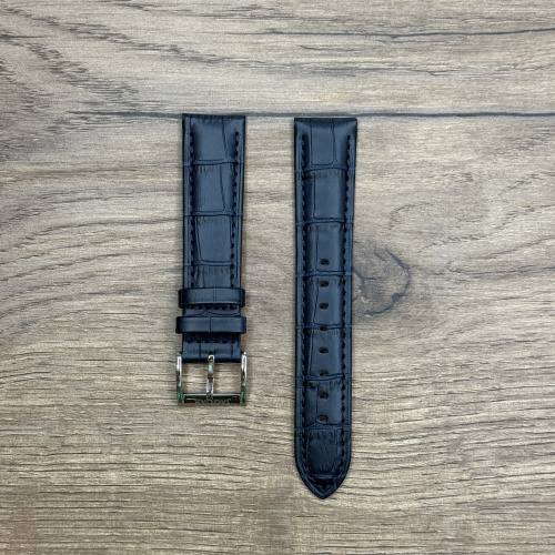 Ремешок для часов Jaguar из кожи теленка, синий 20мм Кожаные ремешки - стильные, надёжные и долговечные, способные составить достойную пару часам со стальным корпусом или часам из титана. Аксессуары из кожи не рекомендуется использовать в воде. У нас присутствуют только высококачественные материалы и оригинальный товар от производителя.