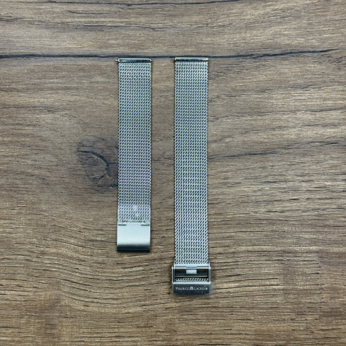 Браслет для часов Maurice Lacroix, нержавеющая сталь, миланская петля Главное преимущество металлических браслетов – долговечность и практичность. Браслет всегда можно отдать на полировку и чистку, вернув ему первозданный вид. Также они всегда выглядят более эффектно, так как являются неким продолжением ваших часов. Нержавеющая сталь отличается высокой прочностью к царапинам и износостойкостью. У нас присутствуют только высококачественные материалы и оригинальный товар от производителя.
