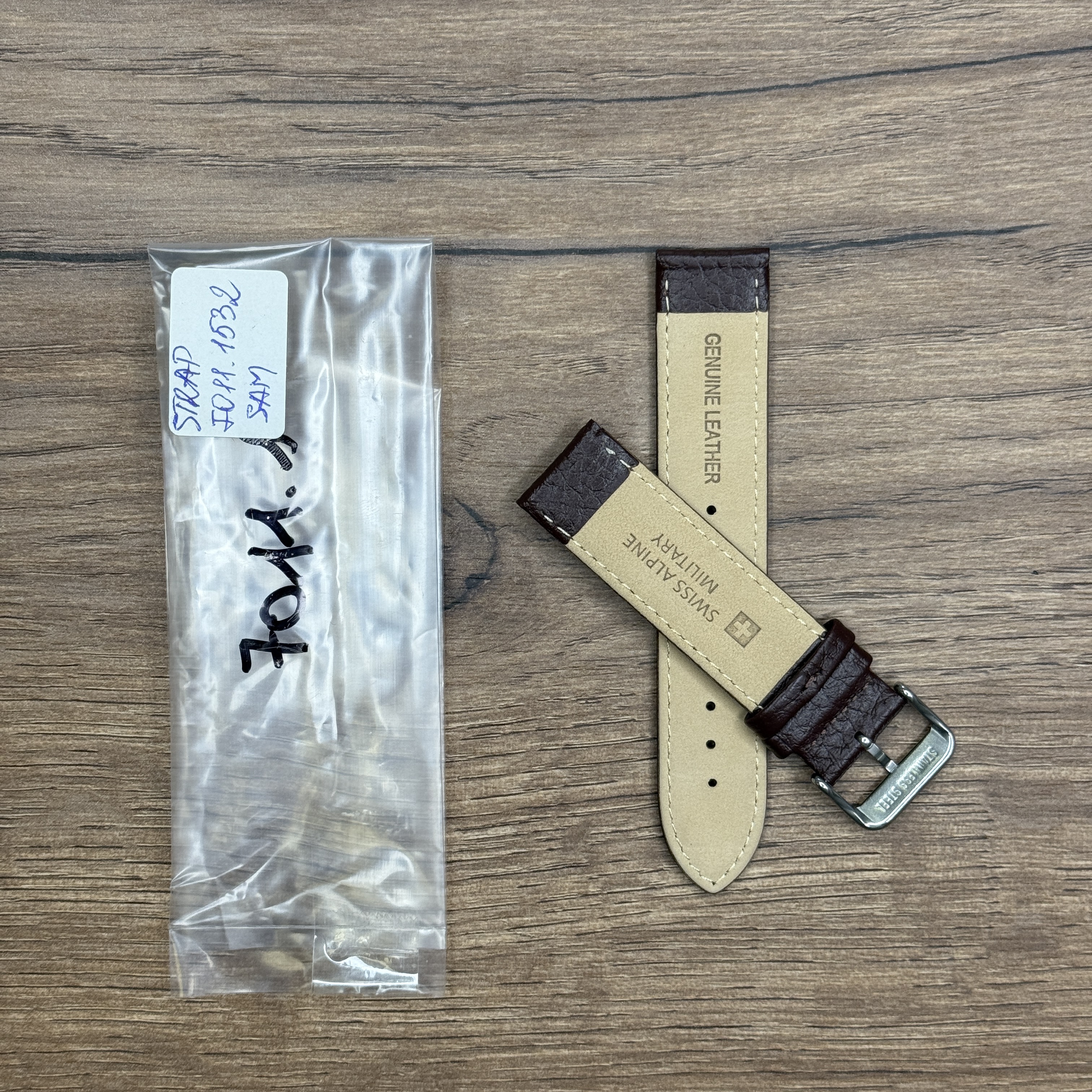 Ремешок для часов Swiss Alpine Military коричневого цвета из натуральной кожи  