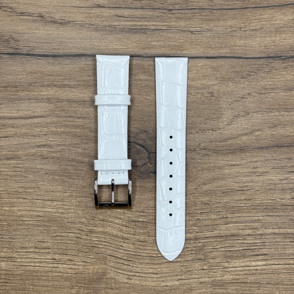 Ремешок для часов Candino из кожи теленка, белый, C4736/1 18мм BC11264 Кожаные ремешки - стильные, надёжные и долговечные, способные составить достойную пару часам со стальным корпусом или часам из титана. Аксессуары из кожи не рекомендуется использовать в воде. У нас присутствуют только высококачественные материалы и оригинальный товар от производителя.