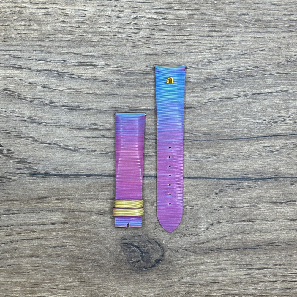 Ремешок-хамелеон  для часов Maurice Lacroix EL1118  из кожи теленка, хамелеон, 20-18 мм ML740-005095 Кожаные ремешки - стильные, надёжные и долговечные, способные составить достойную пару часам со стальным корпусом или часам из титана. Аксессуары из кожи не рекомендуется использовать в воде. 
У нас присутствуют только высококачественные материалы и оригинальный товар от производителя.