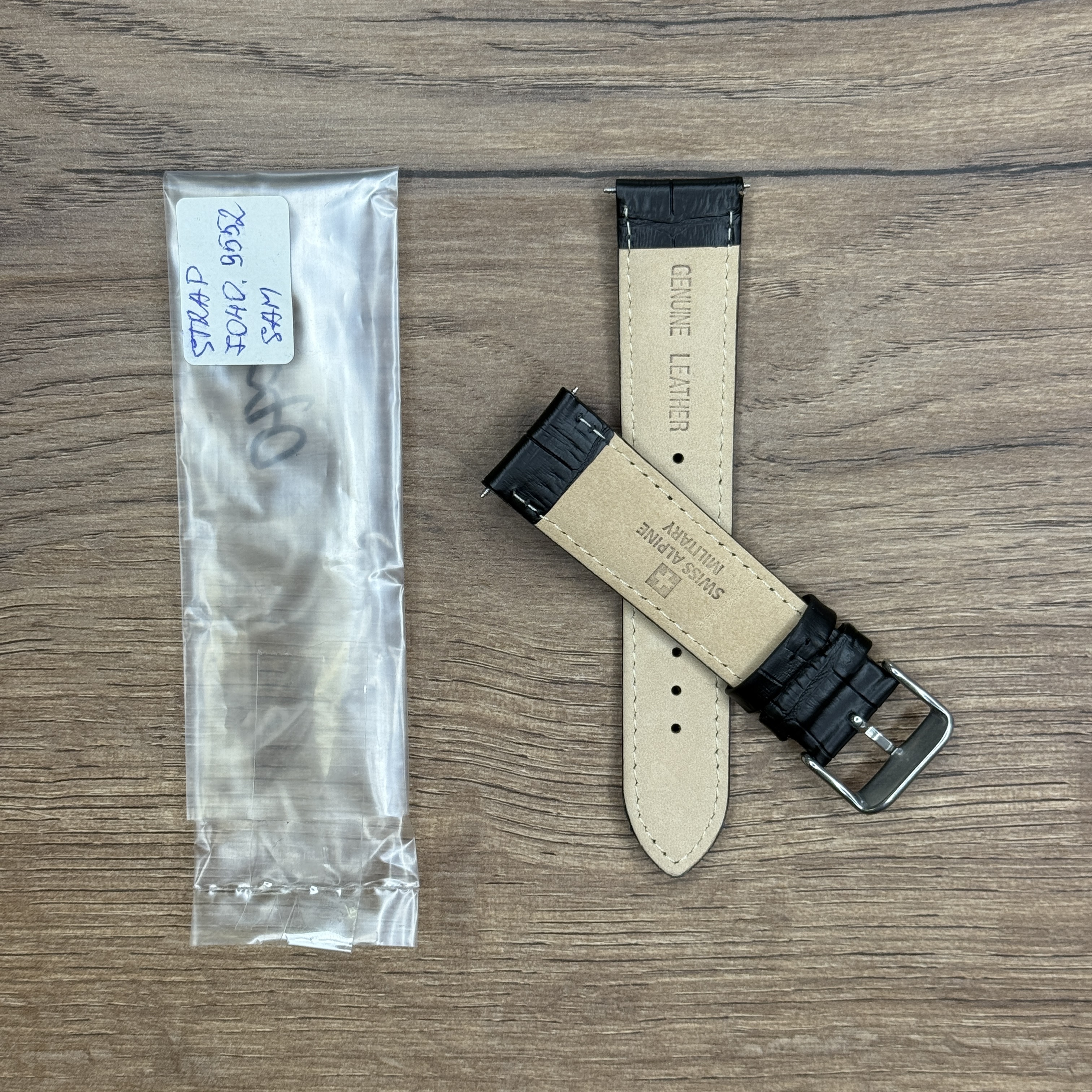 Ремешок для часов Swiss Alpine Military черного цвета из натуральной кожи 