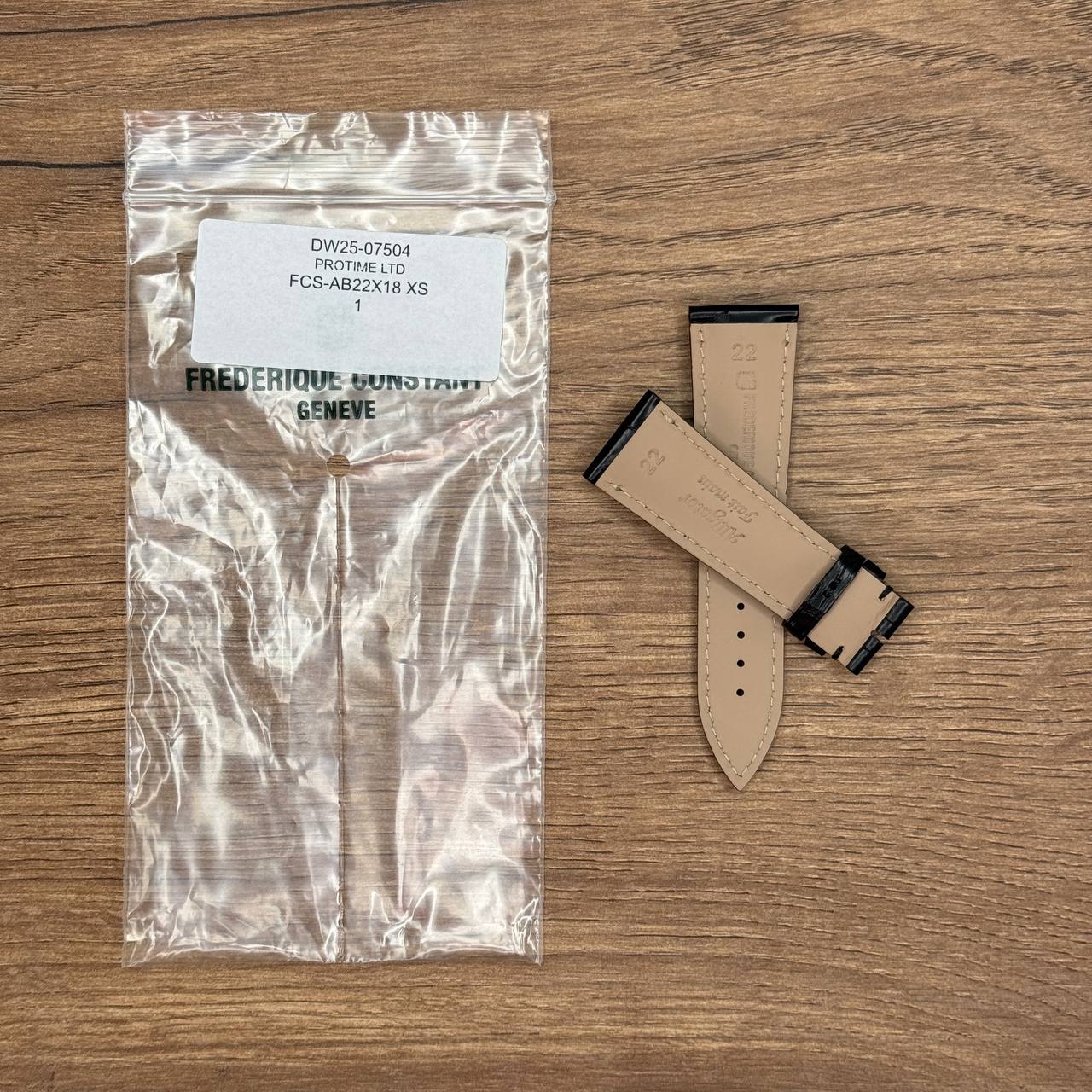 Ремешок для часов Frederique Constant из кожи американского аллигатора, черный, укороченный Кожаные ремешки - стильные, надёжные и долговечные, способные составить достойную пару часам со стальным корпусом или часам из титана. Аксессуары из кожи не рекомендуется использовать в воде. У нас присутствуют только высококачественные материалы и оригинальный товар от производителя.