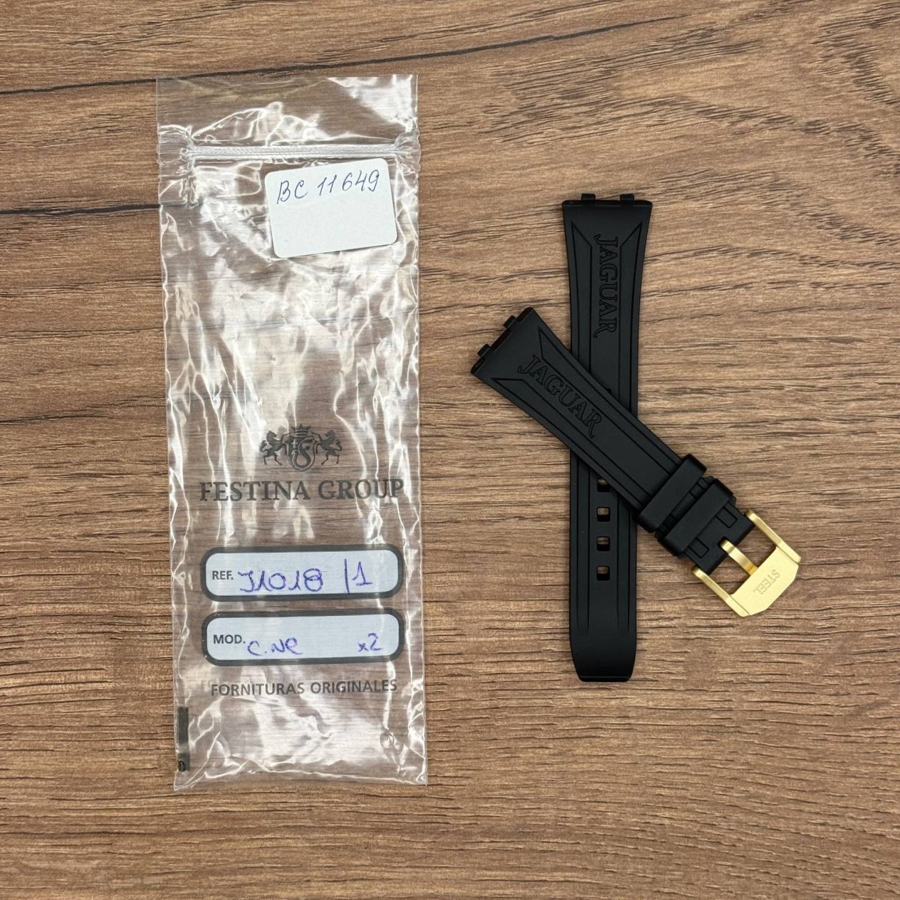 Ремешок для часов Jaguar из каучука, черный, для J1018 