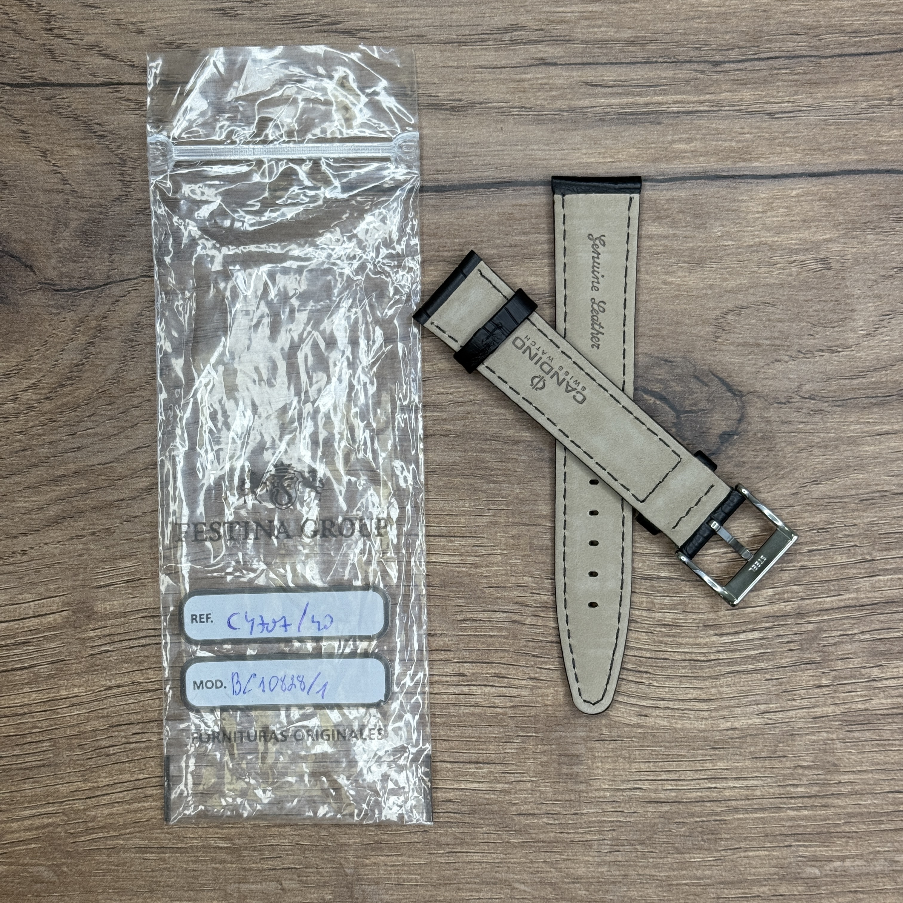 Ремешок для часов Candino из натуральной кожи, черный  Кожаные ремешки - стильные, надёжные и долговечные, способные составить достойную пару часам со стальным корпусом или часам из титана. Аксессуары из кожи не рекомендуется использовать в воде. У нас присутствуют только высококачественные материалы и оригинальный товар от производителя.