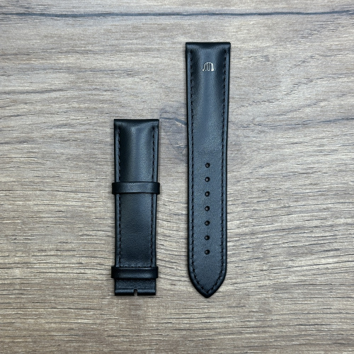  Ремешок для часов Maurice Lacroix из кожи теленка, черный, 20/18 мм Кожаные ремешки - стильные, надёжные и долговечные, способные составить достойную пару часам со стальным корпусом или часам из титана. Аксессуары из кожи не рекомендуется использовать в воде. У нас присутствуют только высококачественные материалы и оригинальный товар от производителя.