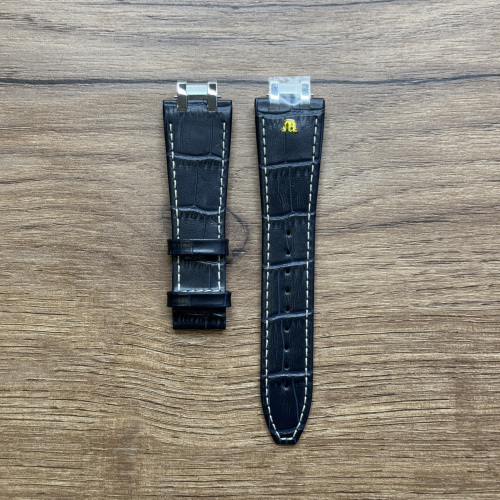 Ремешок для часов Aikon Maurice Lacroix из кожи теленка, синий с белой строчкой, 23,8/18, для AI1018 Ремешок поставляется без застежки.
Кожаные ремешки - стильные, надёжные и долговечные, способные составить достойную пару часам со стальным корпусом или часам из титана. 
Аксессуары из кожи не рекомендуется использовать в воде.
У нас присутствуют только высококачественные материалы и оригинальный товар от производителя. 
