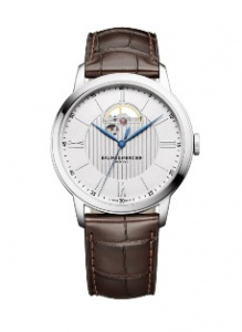 BAUME&MERCIER CLASSIMA Швейцарские мужские автоматические часы, с открытым балансом, стальные, с сапфировым стеклом и водозащитой 50 м - идеальны в качестве подарка и аксессуара на каждый день.